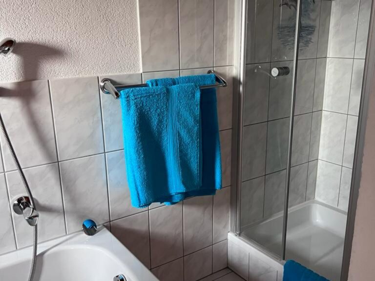Konstanz Bodensee Seensucht Bad mit Dusche
