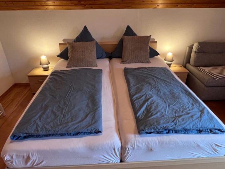 Konstanz Bodensee Seensucht Schlafzimmer mit Doppelbett 3