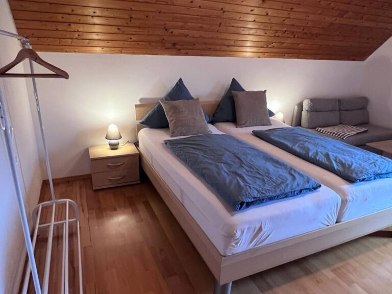 Konstanz Bodensee Seensucht Schlafzimmer mit Doppelbett 6