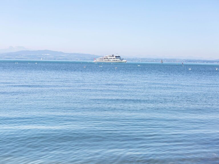 Seeglueck Hafenblick Konstanz Bodensee Faehre