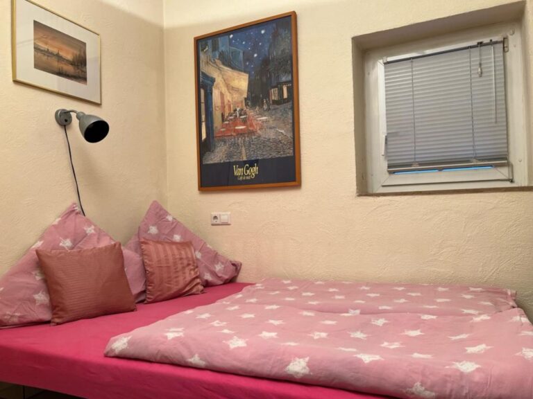 Seeglueck Oase Konstanz Bodensee St Johan Retro 2 Schlafzimmer klein