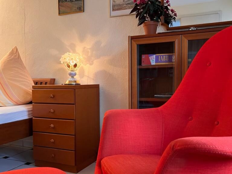 Seeglueck Oase Konstanz Bodensee St Johan Retro 2 Schlafzimmer mit Doppelbett