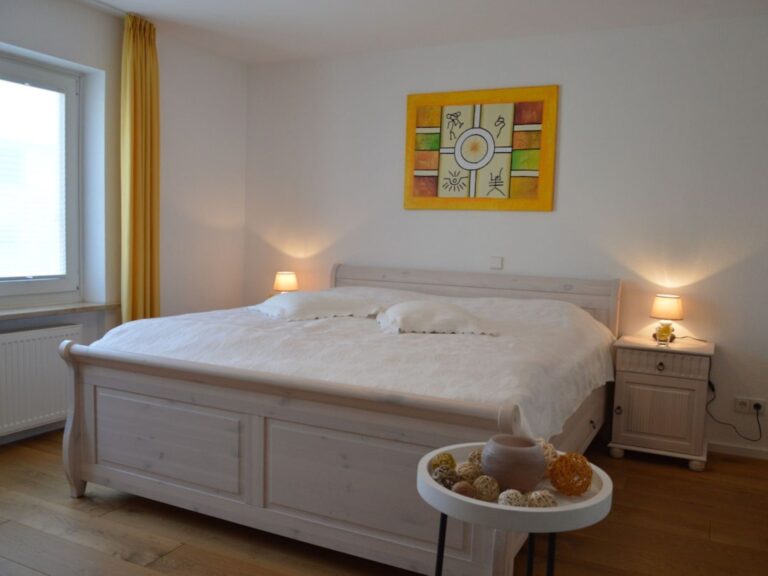 Seeglueck Rheinparadies Konstanz Bodensee Schlafzimmer mit Doppelbetten 2