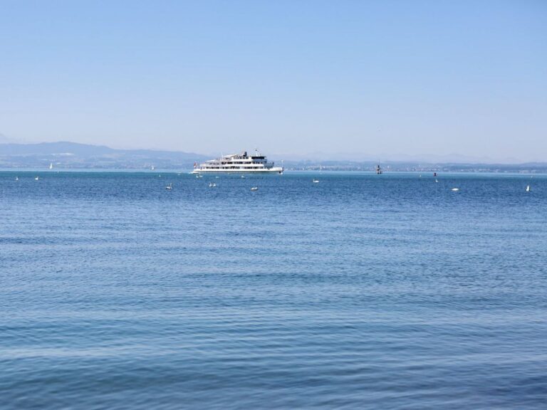 Seeglueck Seeblau Konstanz Bodensee Faehre