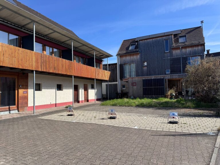 Seeglueck Seeblau Konstanz Bodensee Gebaeudeansicht 2