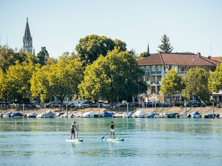 Seeglueck Seeblau Konstanz Bodensee Paddeln auf dem Bodensee