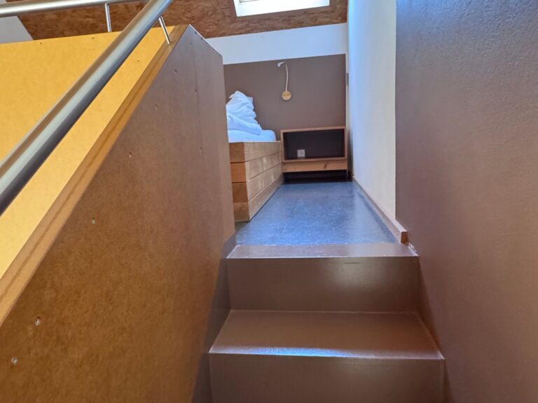 Seeglueck Seeblau Konstanz Bodensee Treppe zur Galerie