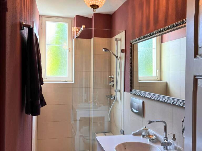 Seeglueck Seeliebe Konstanz Bodensee Bad mit Dusche