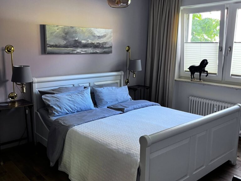 Schlafzimmer 2