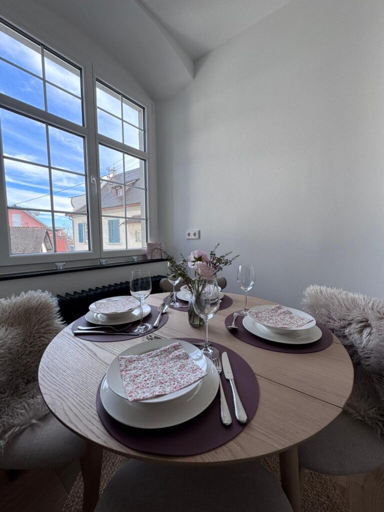 seeglueck | schussenrieder hof | wohnung nr. 6 14 Essbereich