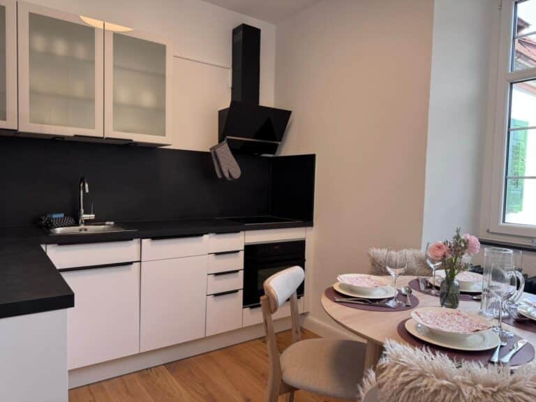 Küchen- und Essbereich