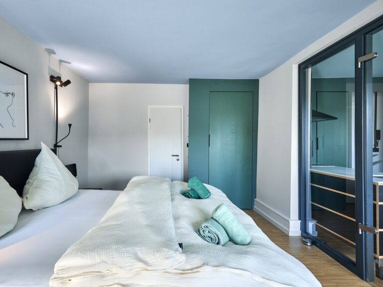 seeglueck | Altstadt refugium | hofgarten 13 Schlafzimmer 03