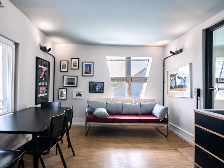 seeglueck | Altstadt refugium | hofgarten 3 Wohnzimmer 01