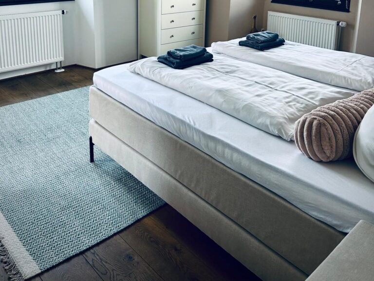 seeglueck | Sonnenbalkon | Reichenau 15 Schlafzimmer 02